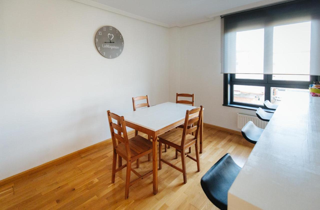 Apartamento Mym2 Хихон Екстериор снимка